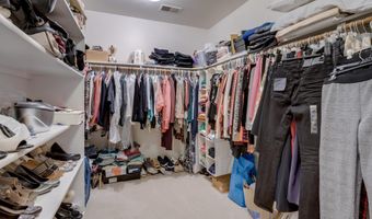 4918 SUNSET Ln, Annandale, VA 22003
