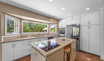 139 Waaula Way, Kihei, HI 96753