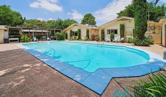 1212 Landsun Dr, Carlsbad, NM 88220