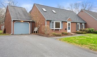 22 Cortland Cir, Bangor, ME 04401