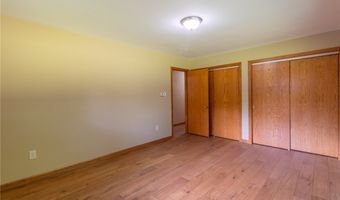 1341 Valley Dr, Akron, OH 44312