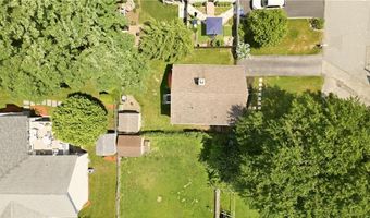 12 Ellen St, Bristol, RI 02809