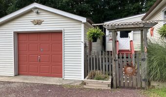 248 Tenawa Rd, Albrightsville, PA 18210