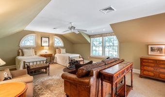 6 Pine Hill Rd, Burlington, CT 06013