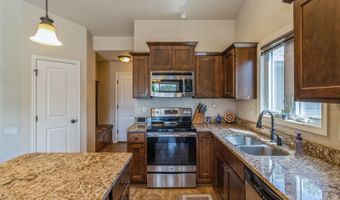 207 NE Georgetown Blvd, Ankeny, IA 50021