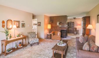 1338 Manor Dr, Bluffton, IN 46714
