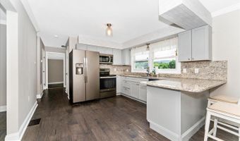 301 LANAFIELD Dr, Boonsboro, MD 21713