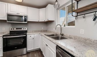 3285 Canyon Dr, Billings, MT 59102