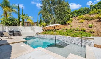 712 S Lost Canyon Rd, Anaheim, CA 92808