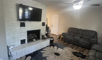 1307 Porter Ave, Aurora, MO 65605
