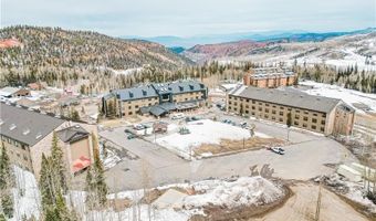 223 W Hunter Ridge Dr #E300, Brian Head, UT 84719