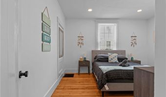13 Sherman St 1, Newport, RI 02840