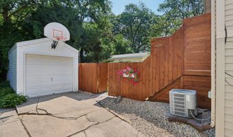 109 N 5th St, Madison, WI 53704