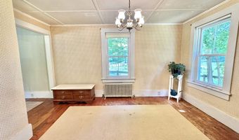 42 S Main St, Brookline, NH 03033