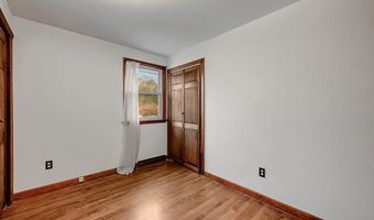 24 Ventura Dr, Brooklyn, CT 06234