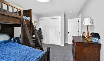 91403 Marbrook Ln, Blue River, OR 97413