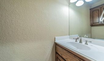 190 Deer Creek Dr, Aledo, TX 76008