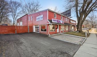 44 Grassy Plain St, Bethel, CT 06801