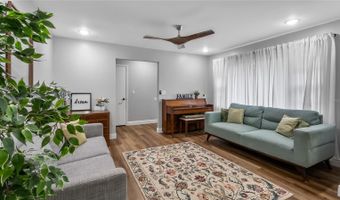 821 PENNSYLVANIA Ave, Altamonte Springs, FL 32701