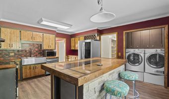 2106 Davie Ln, Camden, SC 29020