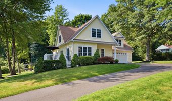 16 Blueberry Hill Rd, Bridgewater, CT 06752