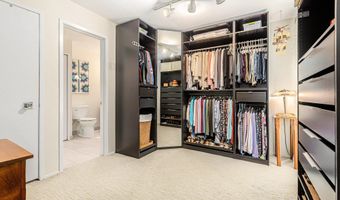 1402 Bardstown Trl, Ann Arbor, MI 48105