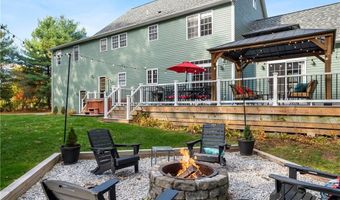 15 Leonard Dr, North Smithfield, RI 02896