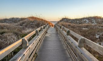 301 Commerce Way 360, Atlantic Beach, NC 28512