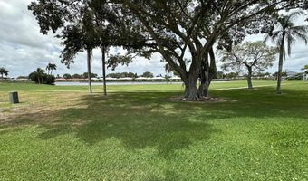 250 John F Kennedy Dr Ph7, Atlantis, FL 33462