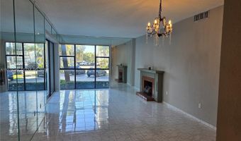 20505 E Country Club Dr 138, Aventura, FL 33180