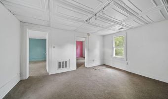 624 N Broad St, Adrian, MI 49221