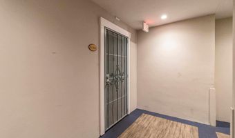 1801 Diamond St 304, San Diego, CA 92109