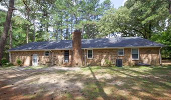 901 Glendale Dr, Aberdeen, NC 28315