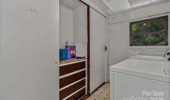 102 Edgewood Rd S, Asheville, NC 28803