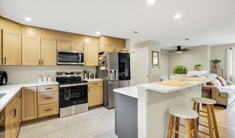 812 MILLER St, Allentown, PA 18103
