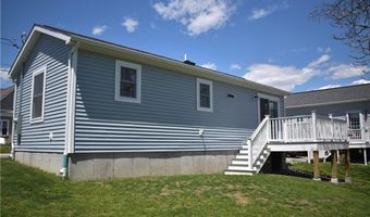 64 Burnside Ave, Narragansett, RI 02882