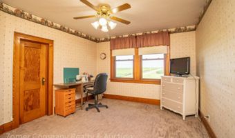 4354 Kingbird Ave, Alton, IA 51003