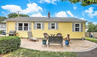 8 Halsey St, North Providence, RI 02911