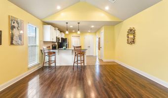 121 Acacia Ln, Abbeville, LA 70510