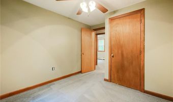 274 Courthouse Ln, Burrillville, RI 02859