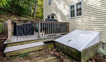 58 Alfred Ave, Johnston, RI 02919