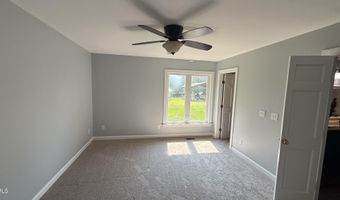 210 W Rd, Angier, NC 27501