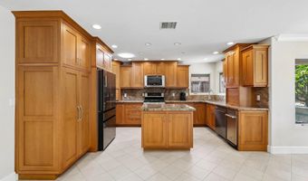 3816 Zoe St, San Diego, CA 92117