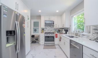 172 Ellisdale Rd, Allentown, NJ 08501