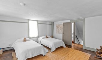 245 Brooklyn Rd, Canterbury, CT 06331