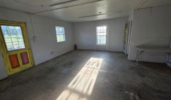 214 216 Clayton St, Baldwyn, MS 38824