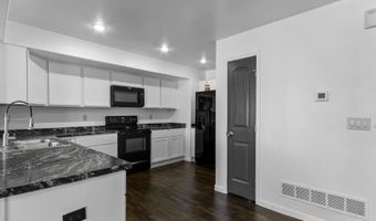 6616 PAINTED ROCK Trl, Cheyenne, WY 82001