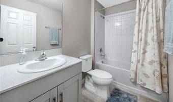 5556 SUMMER SUNSET Dr, Apollo Beach, FL 33572