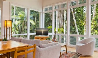 98 KAIWIKI Rd, Hilo, HI 96720