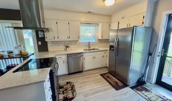3869 Robin Rd, Ayden, NC 28513